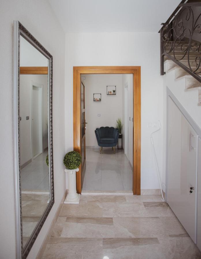 Luxury House Lucija Villa Dugi Rat Exterior photo