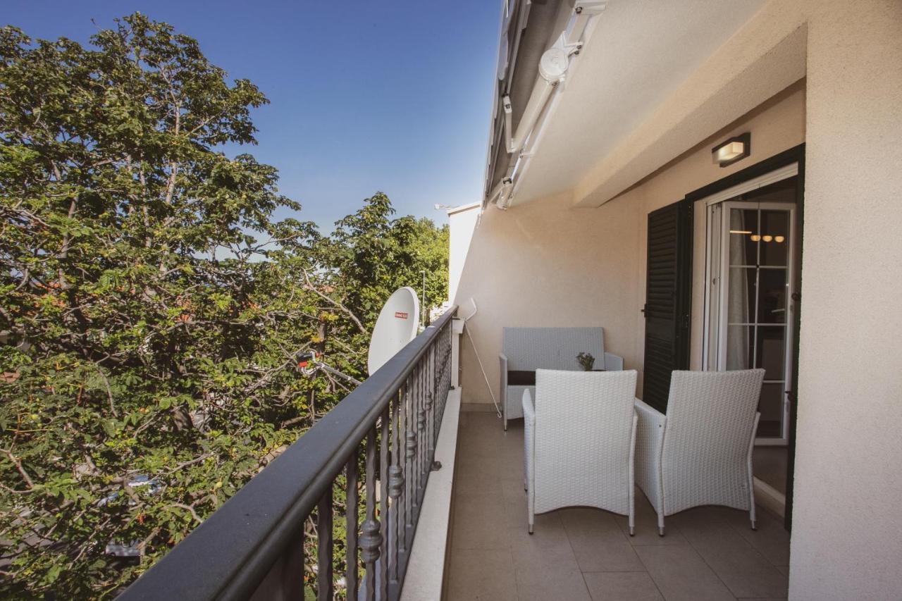 Luxury House Lucija Villa Dugi Rat Exterior photo